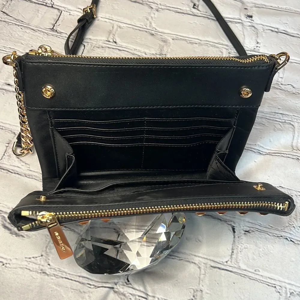 * Michael Kors, black Crossbody with gold stud and chain detail - Picture 6 of 11